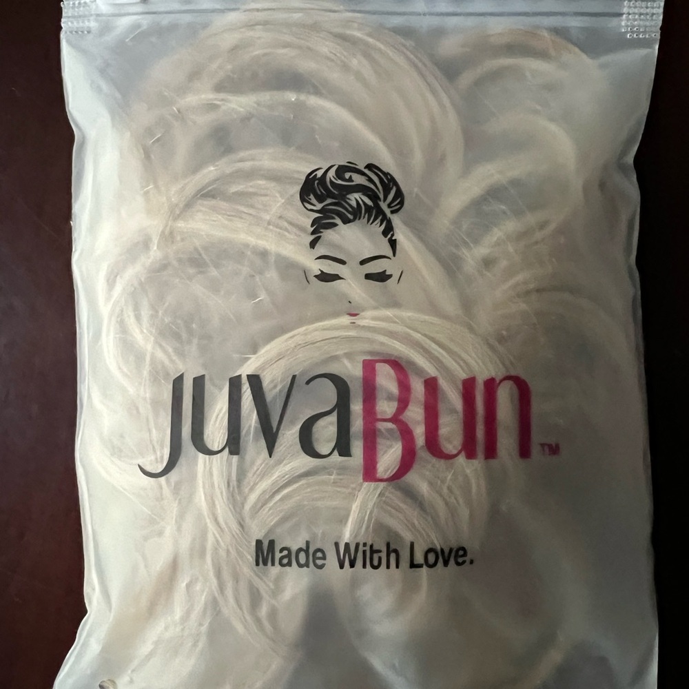 Golden Blonde Premium Messy Bun